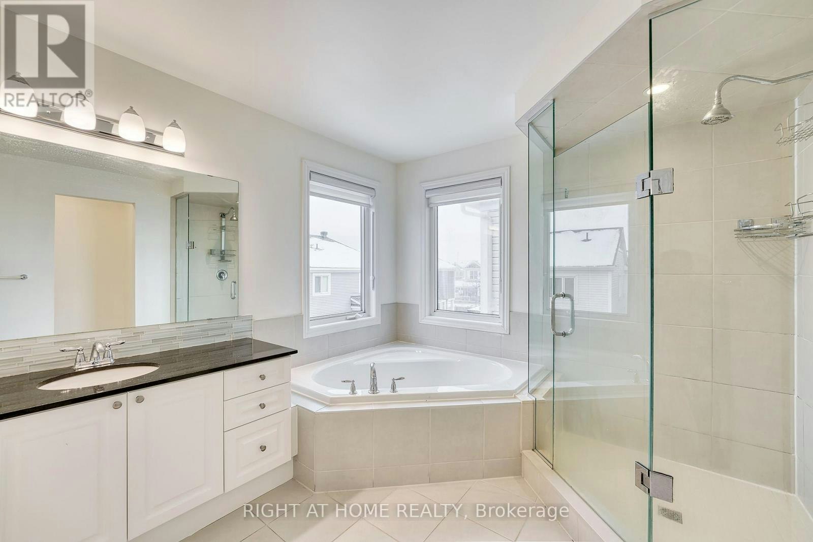 31 Summitview Drive, Ottawa, ON, K2M 2V9 - 15