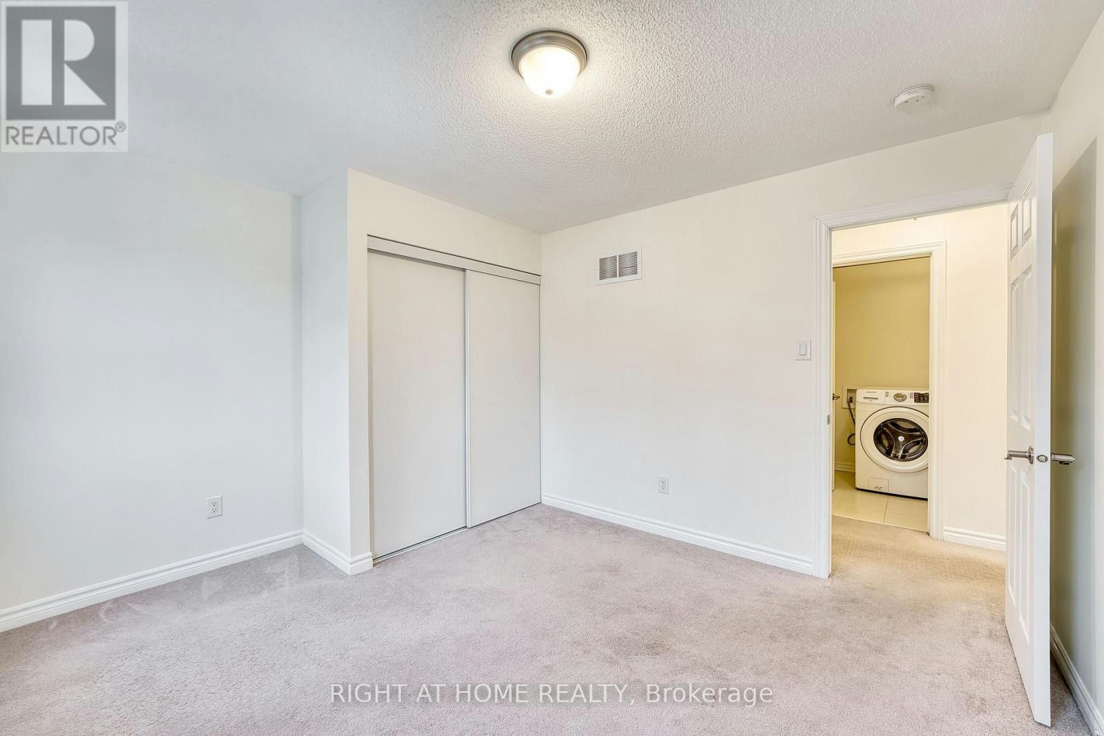 31 Summitview Drive, Ottawa, ON, K2M 2V9 - 17