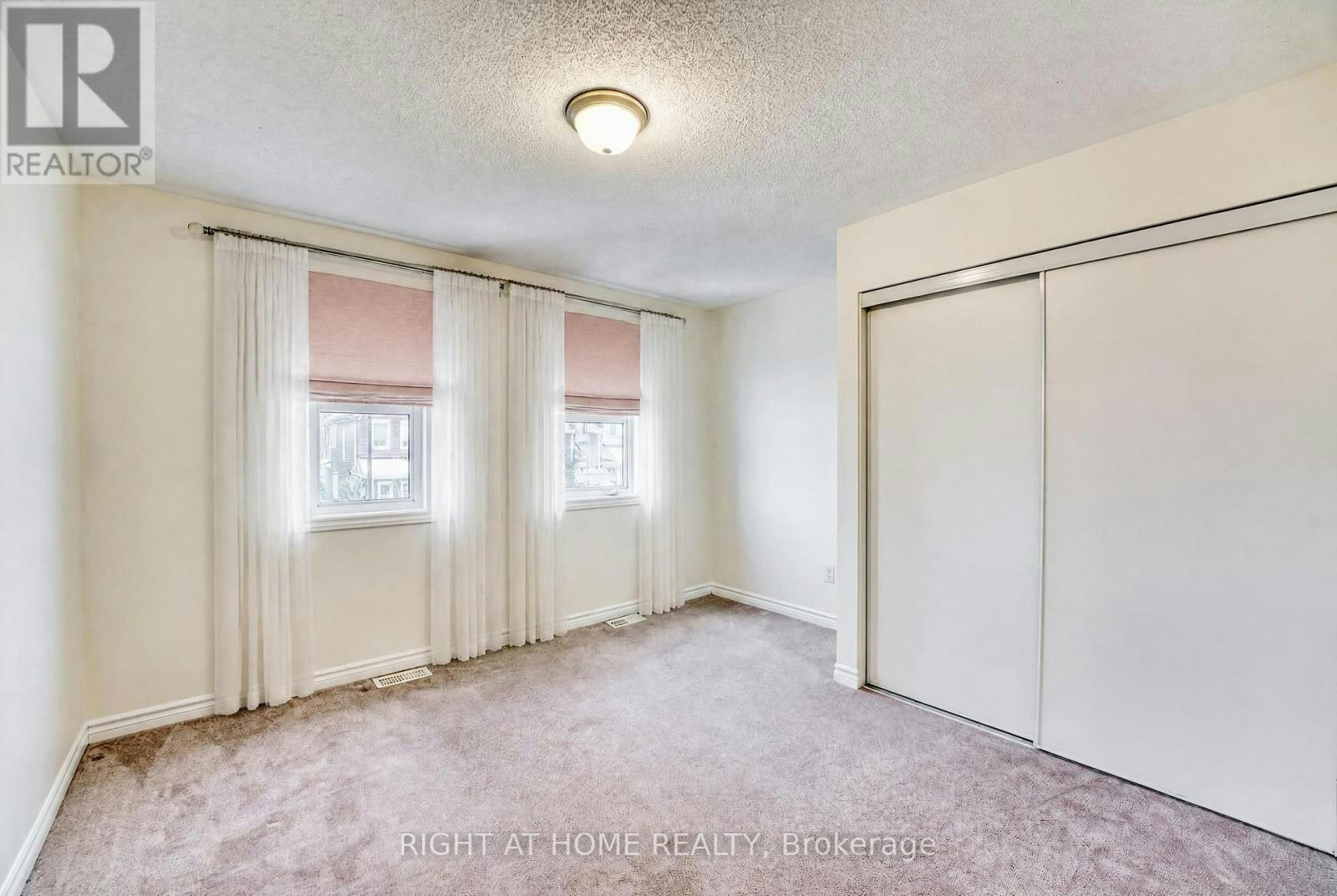 31 Summitview Drive, Ottawa, ON, K2M 2V9 - 16