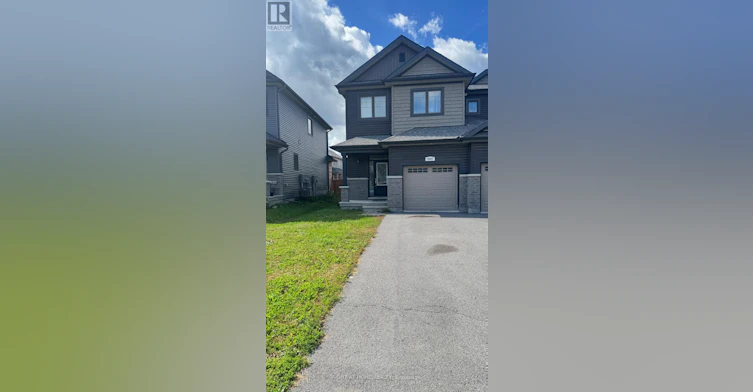 1007 Cedar Creek Drive, Ottawa, ON, K1X 0G4 - 2