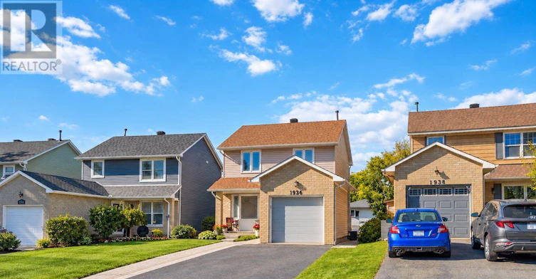 B-1936 Longman Crescent, Ottawa, ON, K1C 5G6