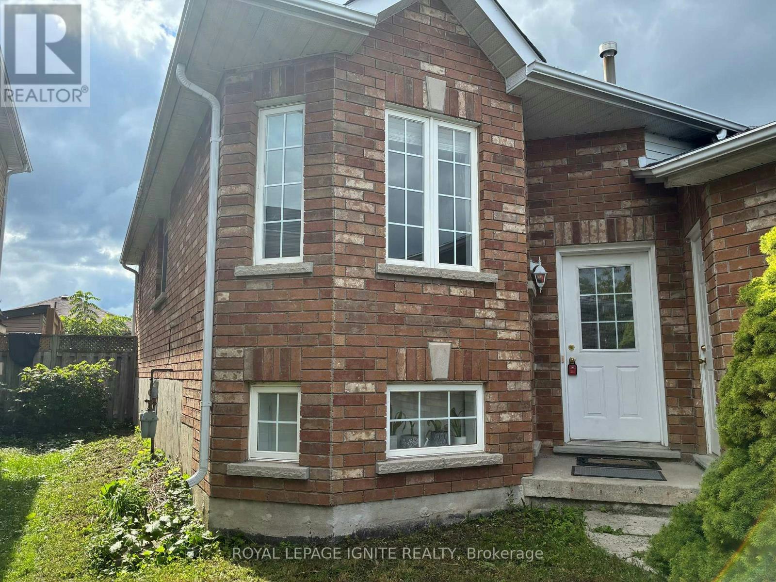 114 Bird Street, Barrie, ON, L4N 0W6