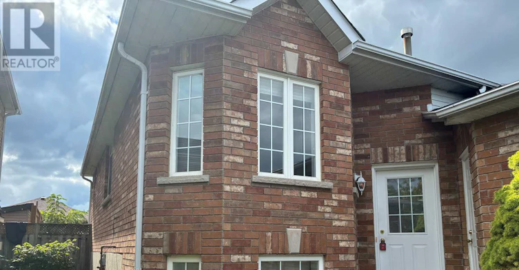 114 Bird Street, Barrie, ON, L4N 0W6