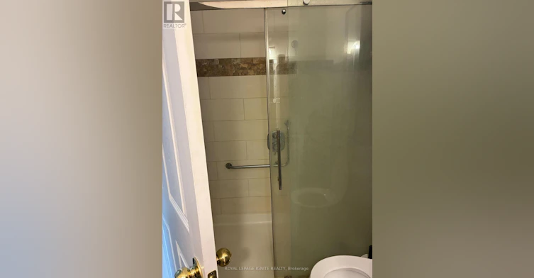 114 Bird Street, Barrie, ON, L4N 0W6 - 22