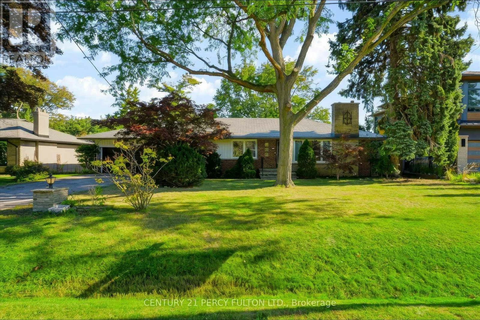 1503 Lochlin Trail, Mississauga, ON, L5G 3V6 - 2