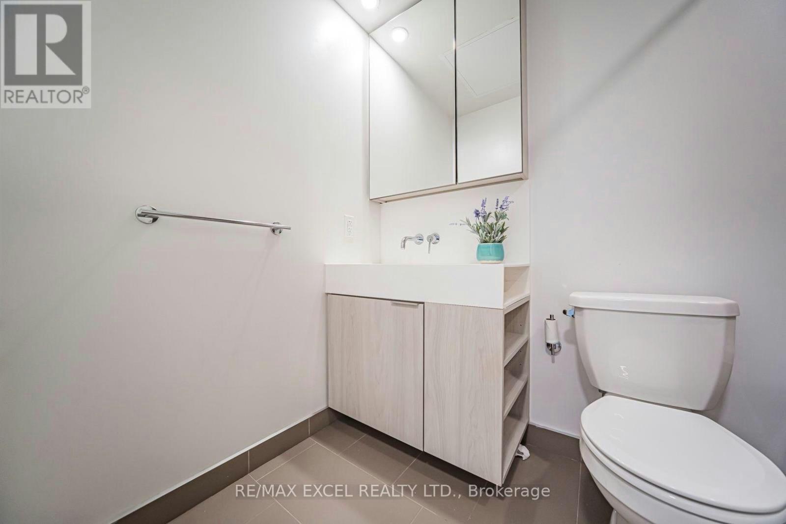 3311-20 Richardson Street, Toronto, ON, M5A 0S6 - 33