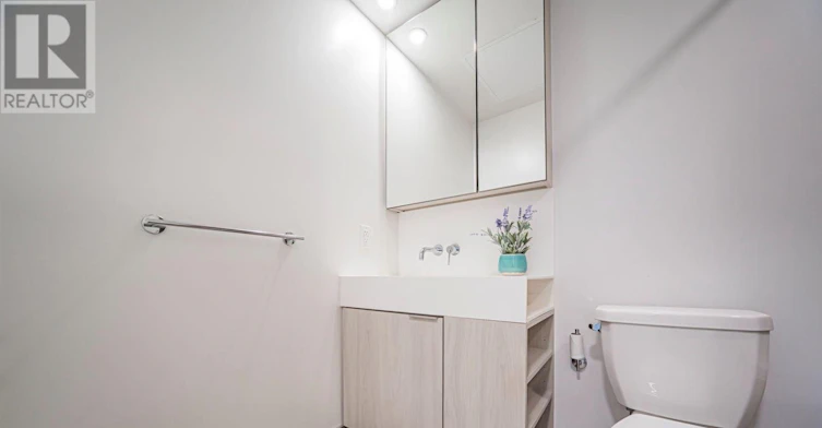 3311-20 Richardson Street, Toronto, ON, M5A 0S6 - 33