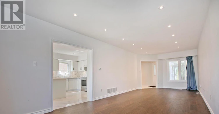 22 Taos Court, Richmond Hill, ON, L4C 0G5 - 4