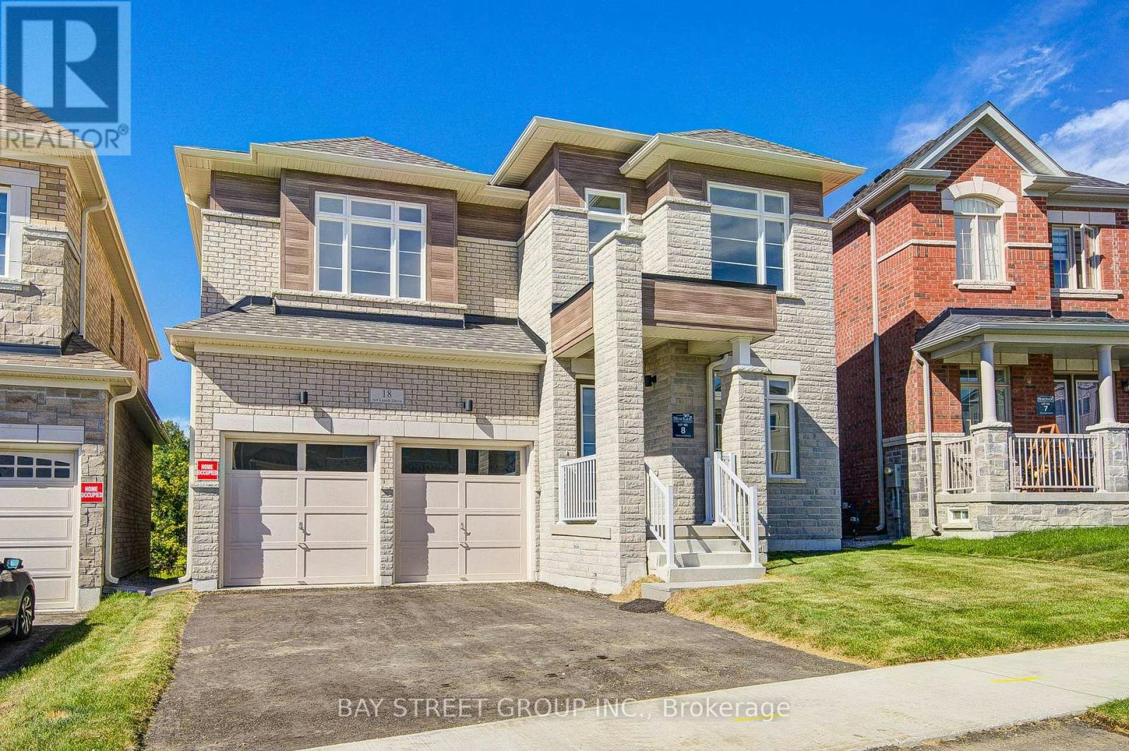 18 Art Leech Drive, Richmond Hill, ON, L4E 1P1 - 2