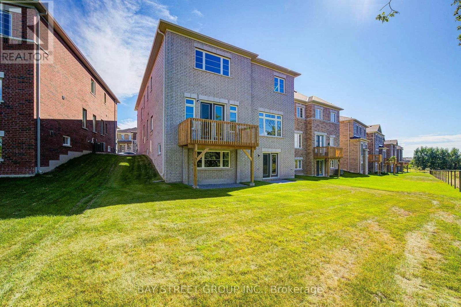 18 Art Leech Drive, Richmond Hill, ON, L4E 1P1 - 46