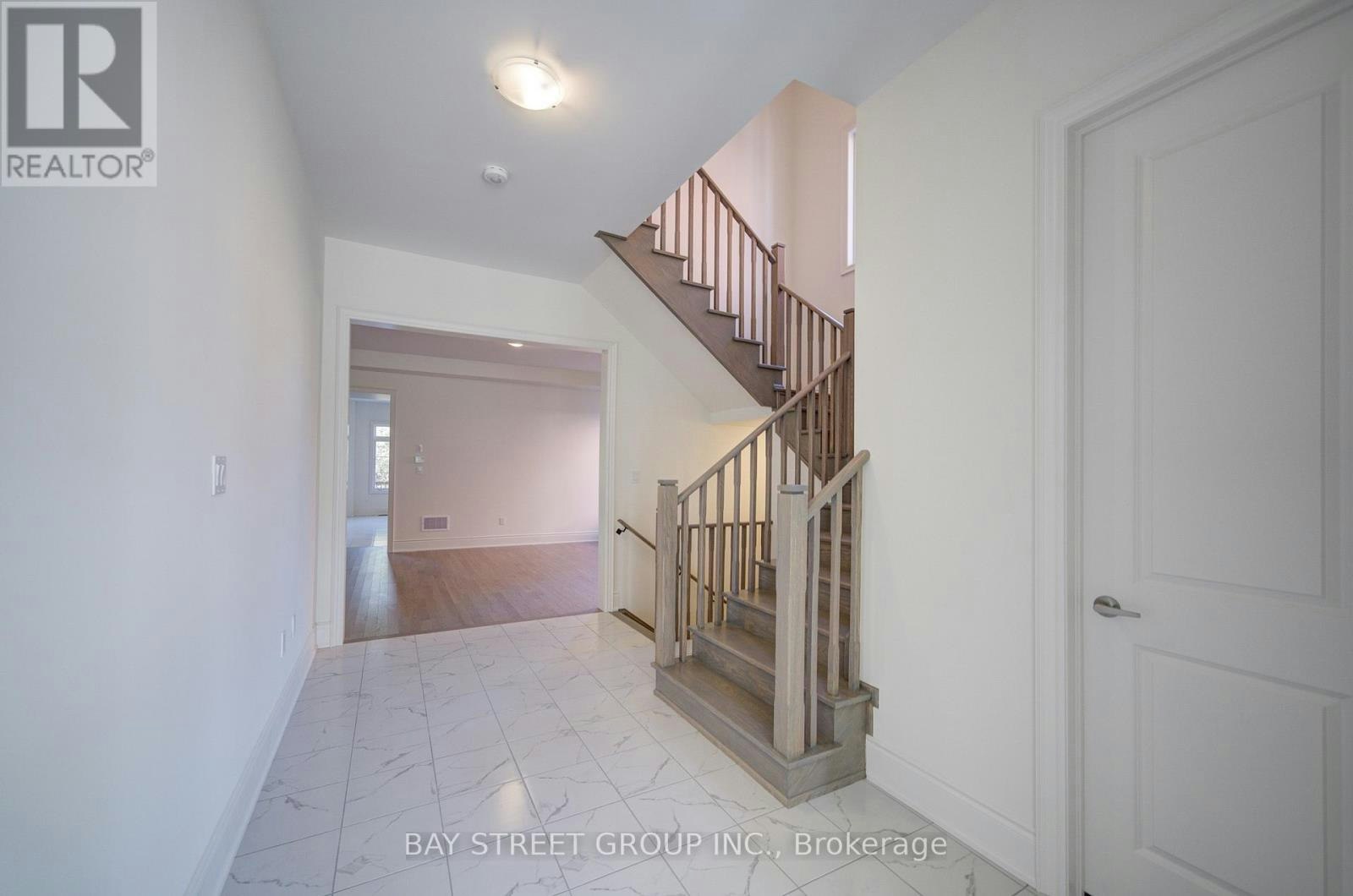 18 Art Leech Drive, Richmond Hill, ON, L4E 1P1 - 13