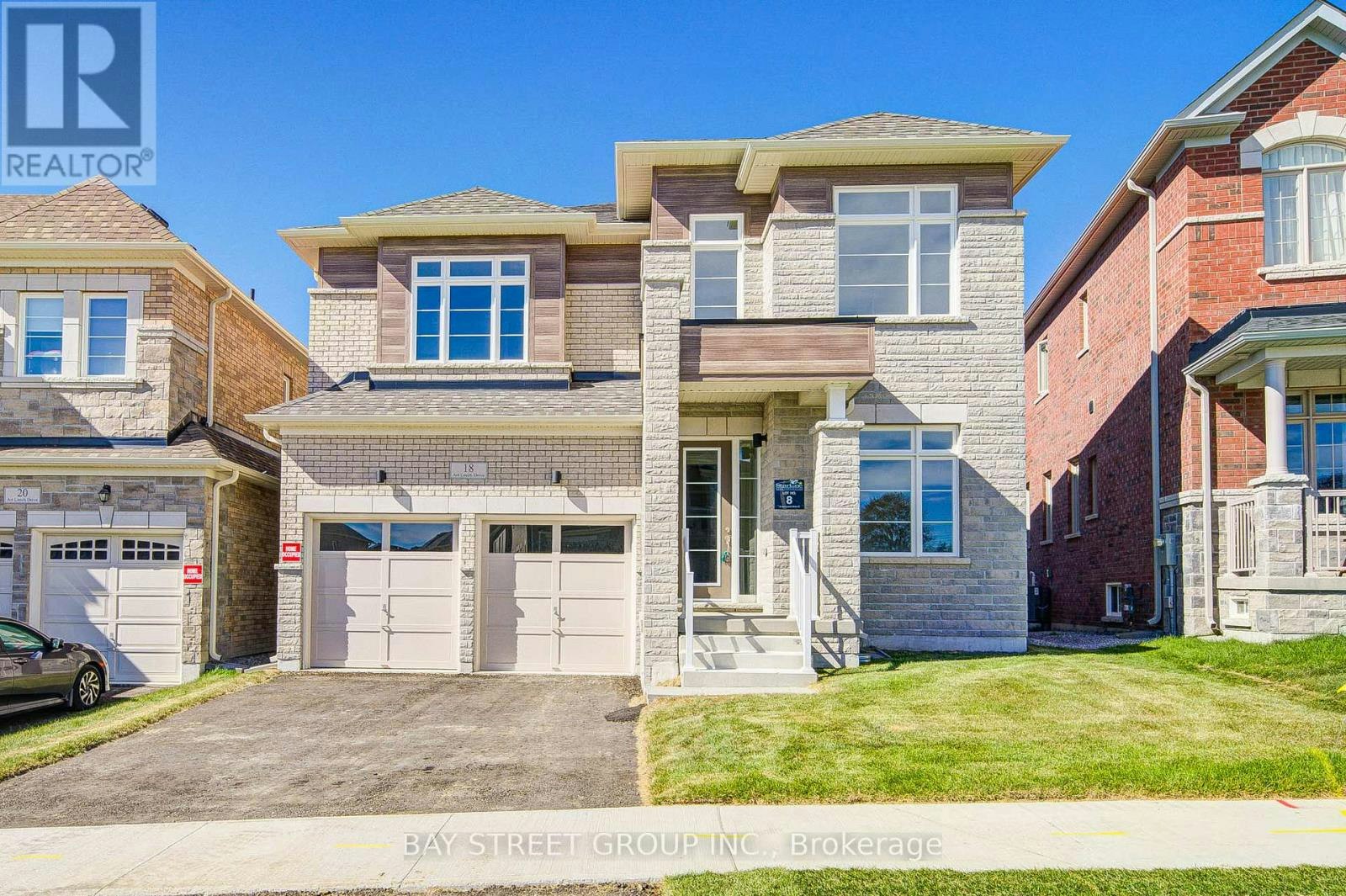 18 Art Leech Drive, Richmond Hill, ON, L4E 1P1