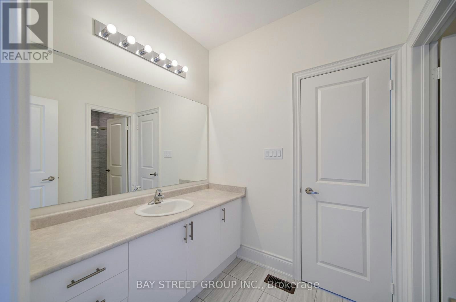 18 Art Leech Drive, Richmond Hill, ON, L4E 1P1 - 36
