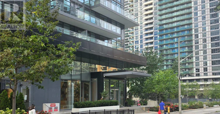 2402-30 Roehampton Avenue, Toronto, ON, M4P 1R2 - 15