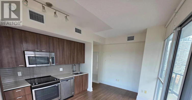 2402-30 Roehampton Avenue, Toronto, ON, M4P 1R2 - 10