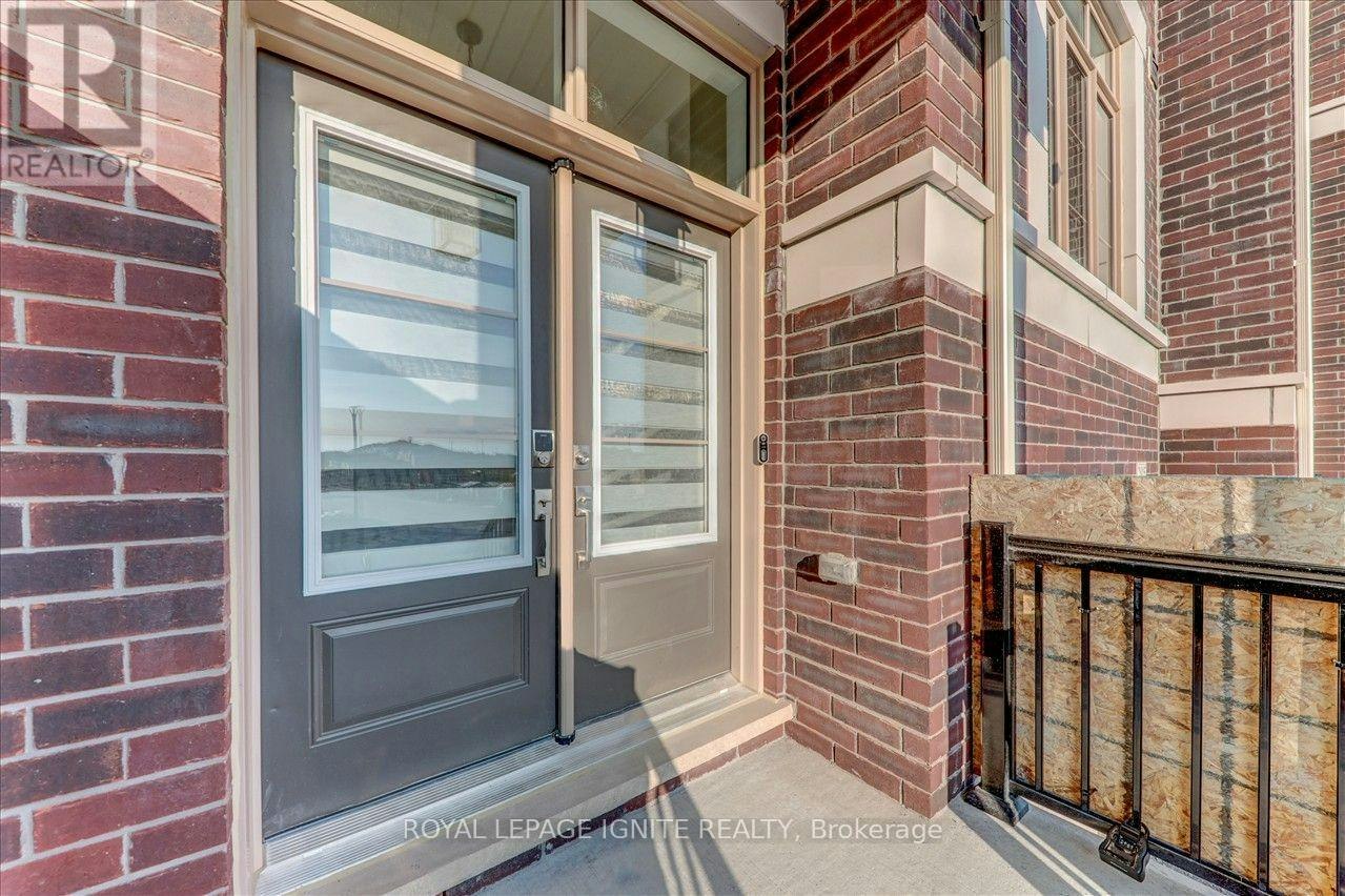 2815 Albatross Way, Pickering, ON, L1X 0P6 - 2