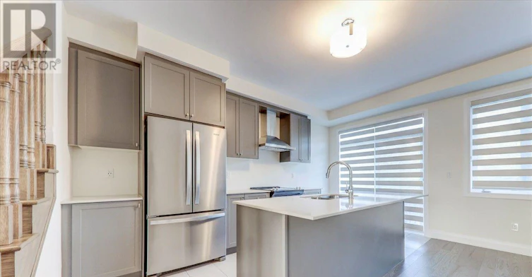 2815 Albatross Way, Pickering, ON, L1X 0P6 - 10