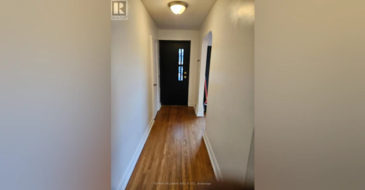 4 Clevedon Street, Toronto, ON, M3M 1M4 - 3