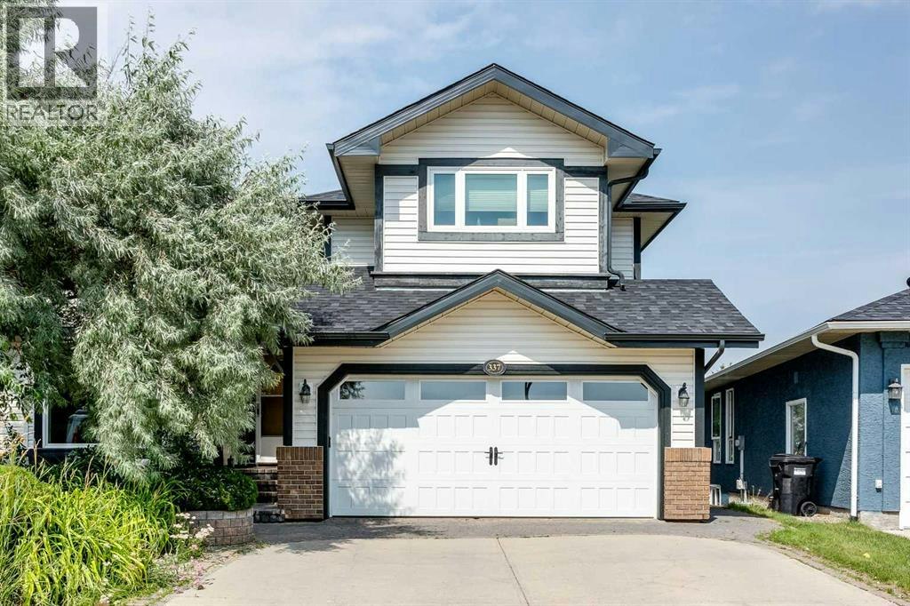 337 Sandringham Court NW, Calgary, AB, T3K 3V6