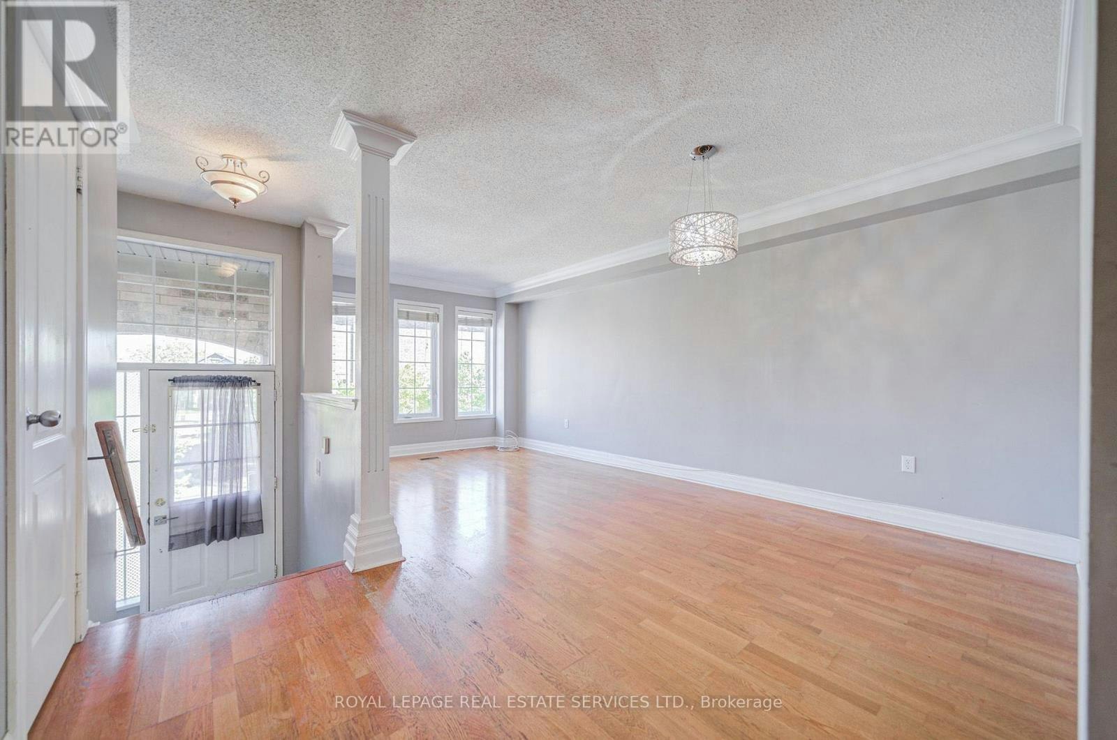 153-5530 Glen Erin Drive, Mississauga, ON, L5M 5C2 - 5