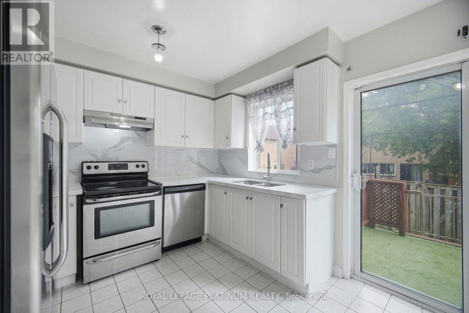 74 Spadina Road, Brampton, ON, L6X 4X6 - 9