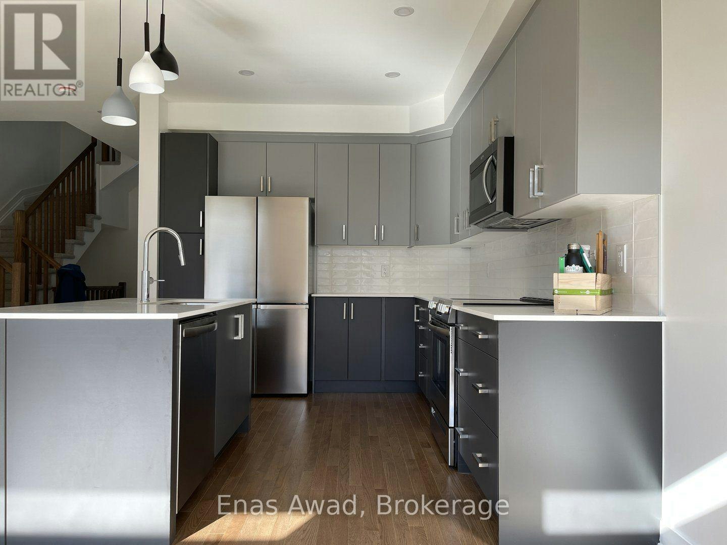54 Overberg Way, Ottawa, ON, K2S 2S9 - 3