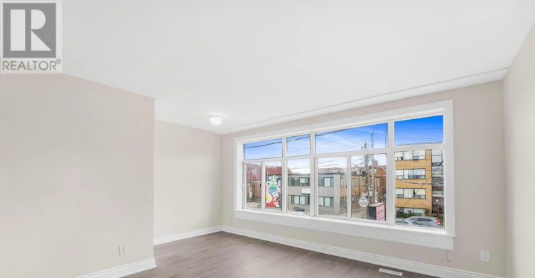 1698A Eglinton Avenue W, Toronto, ON, M6E 2H5 - 3