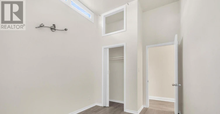 1698A Eglinton Avenue W, Toronto, ON, M6E 2H5 - 15