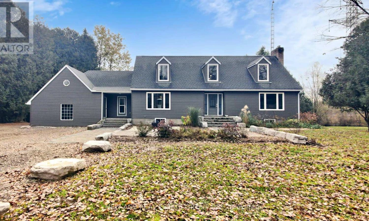 9045 Sideroad 17