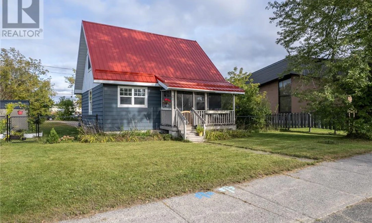 121 Mead Boulevard