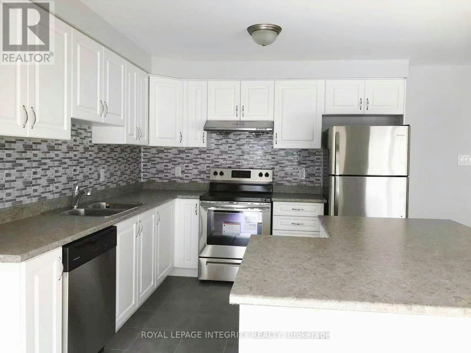 705 Logperch Circle, Ottawa, ON, K2J 6K2 - 8