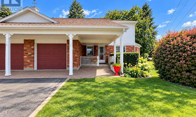 1-4114 Butternut Court