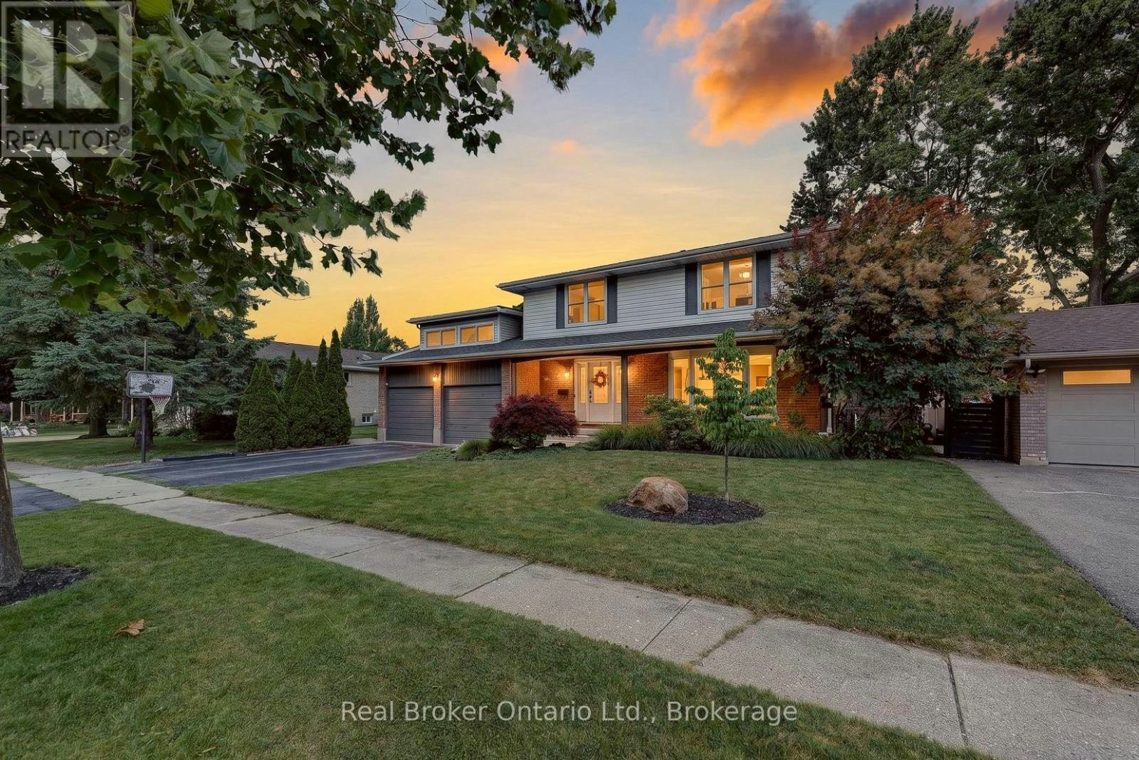 5 Gardiner Place, Woodstock, ON, N4S 8J1