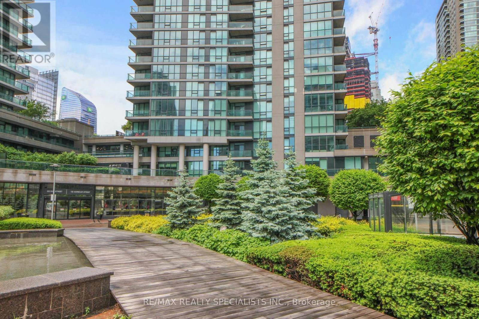 3004-18 Harbour Street, Toronto, ON, M5J 2Z6 - 2