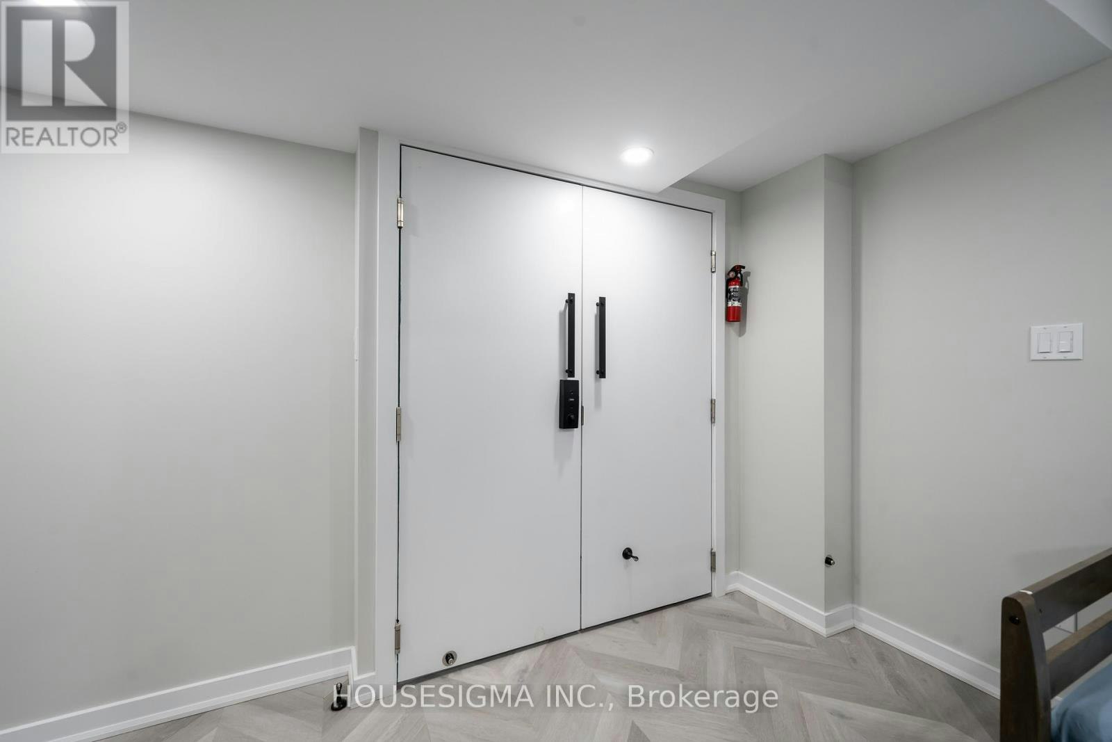 BSMT-119 Toscana Drive, Whitby, ON, L1R 2Z9 - 19