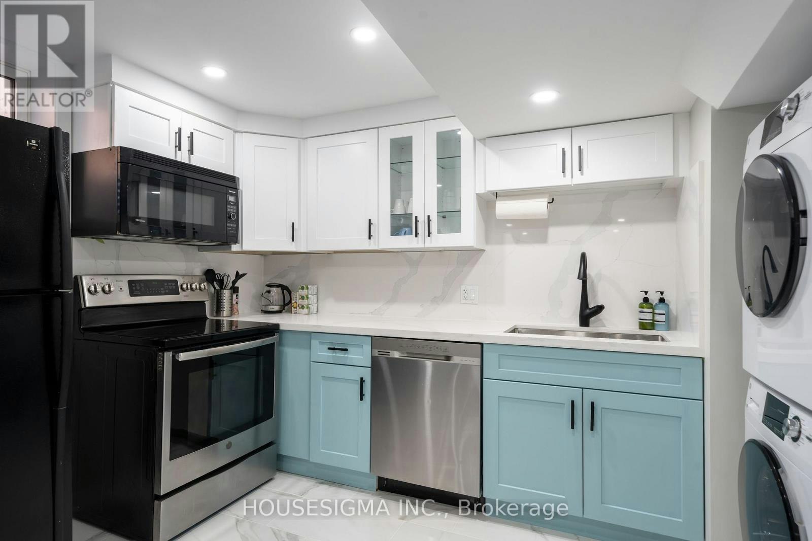 BSMT-119 Toscana Drive, Whitby, ON, L1R 2Z9 - 2