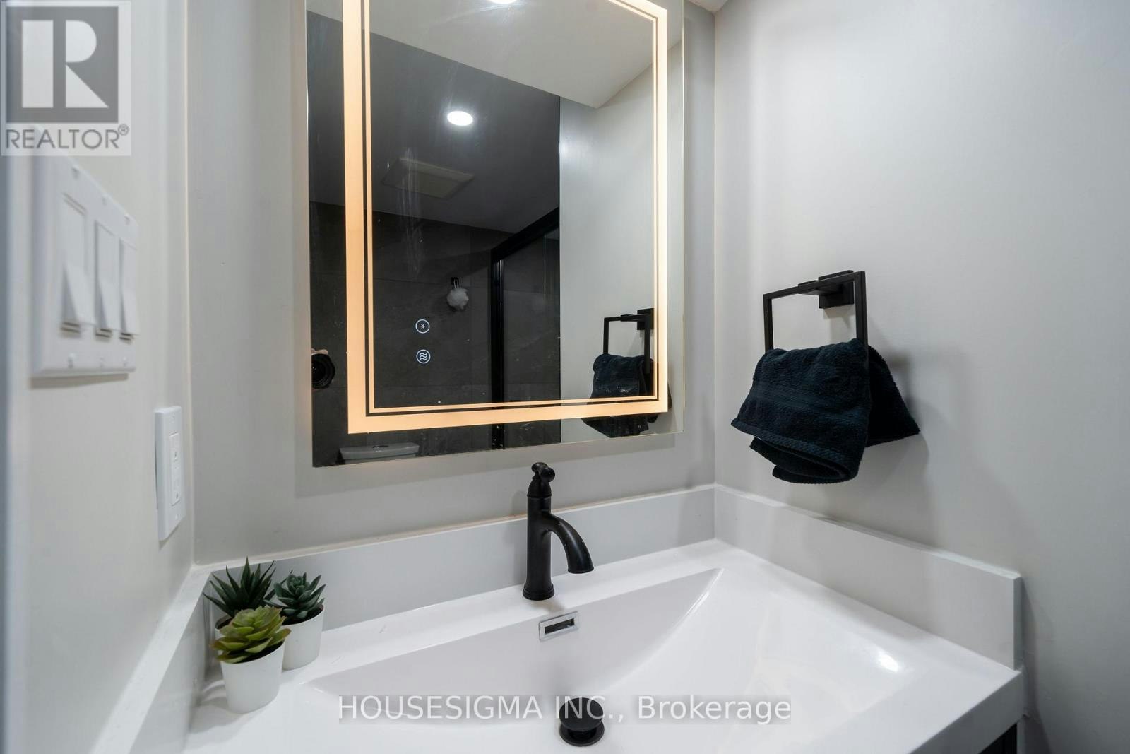 BSMT-119 Toscana Drive, Whitby, ON, L1R 2Z9 - 10