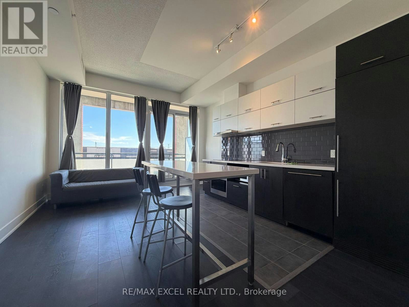 512-180 Enterprise Boulevard, Markham, ON, L6G 0G4 - 3
