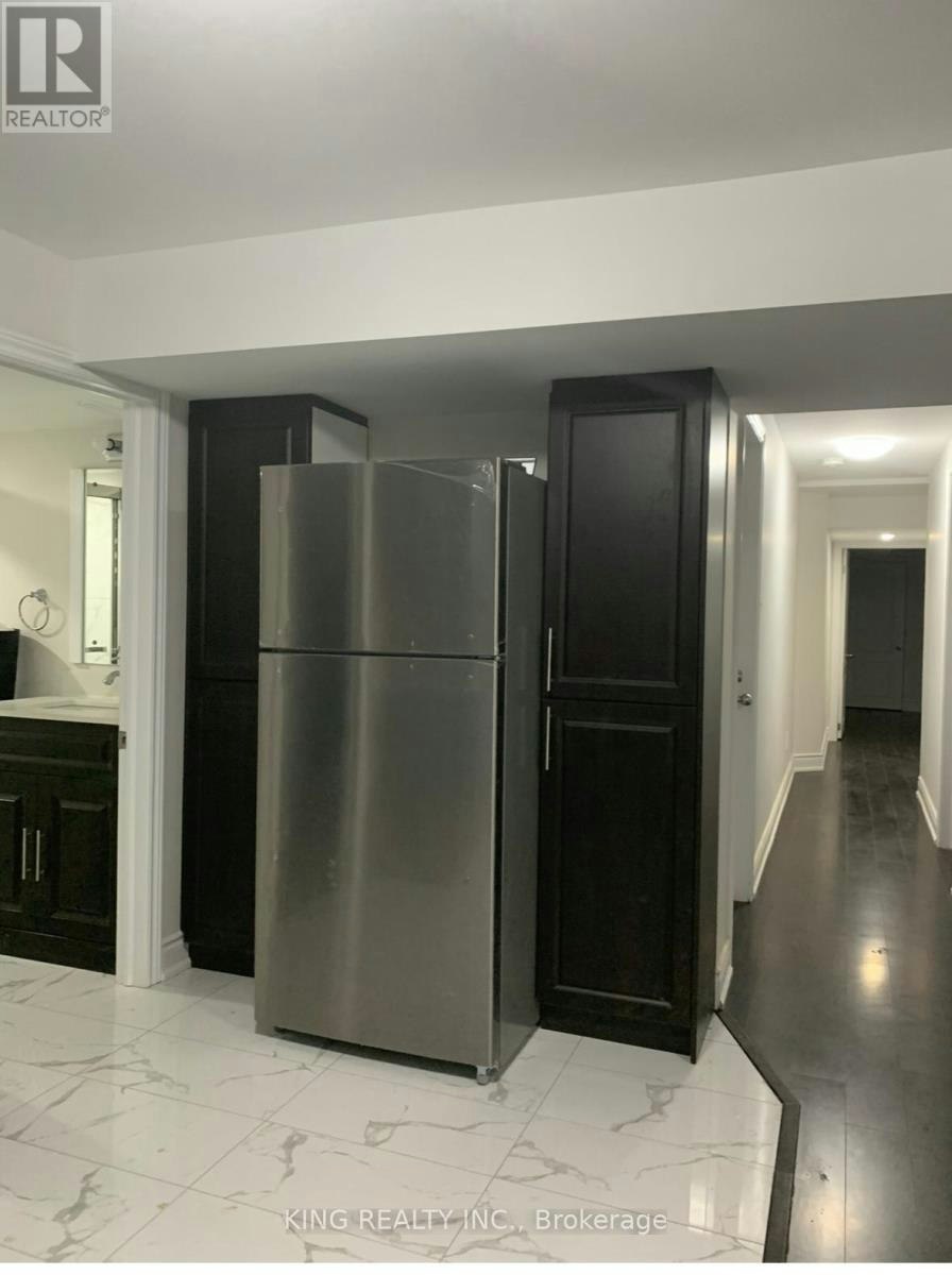22 Gillis Road, Brampton, ON, L7A 4V6 - 2