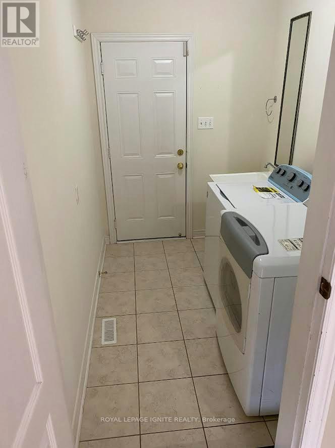 UPPER-43 Vanderbrink Drive, Brampton, ON, L6R 0E7 - 12