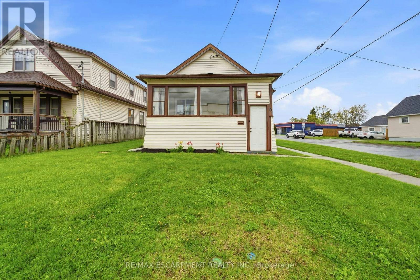 107 Broadway Street, Welland, ON, L3C 5L6