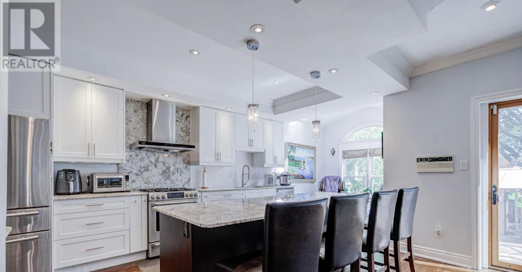 319 Rumsey Road, Toronto, ON, M4G 1R6 - 13