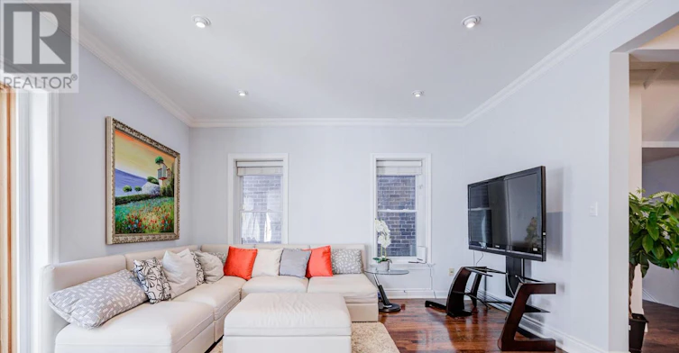 319 Rumsey Road, Toronto, ON, M4G 1R6 - 10