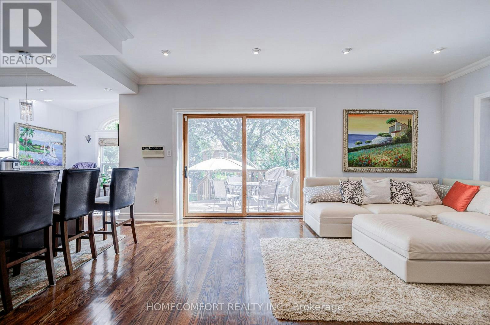 319 Rumsey Road, Toronto, ON, M4G 1R6 - 11