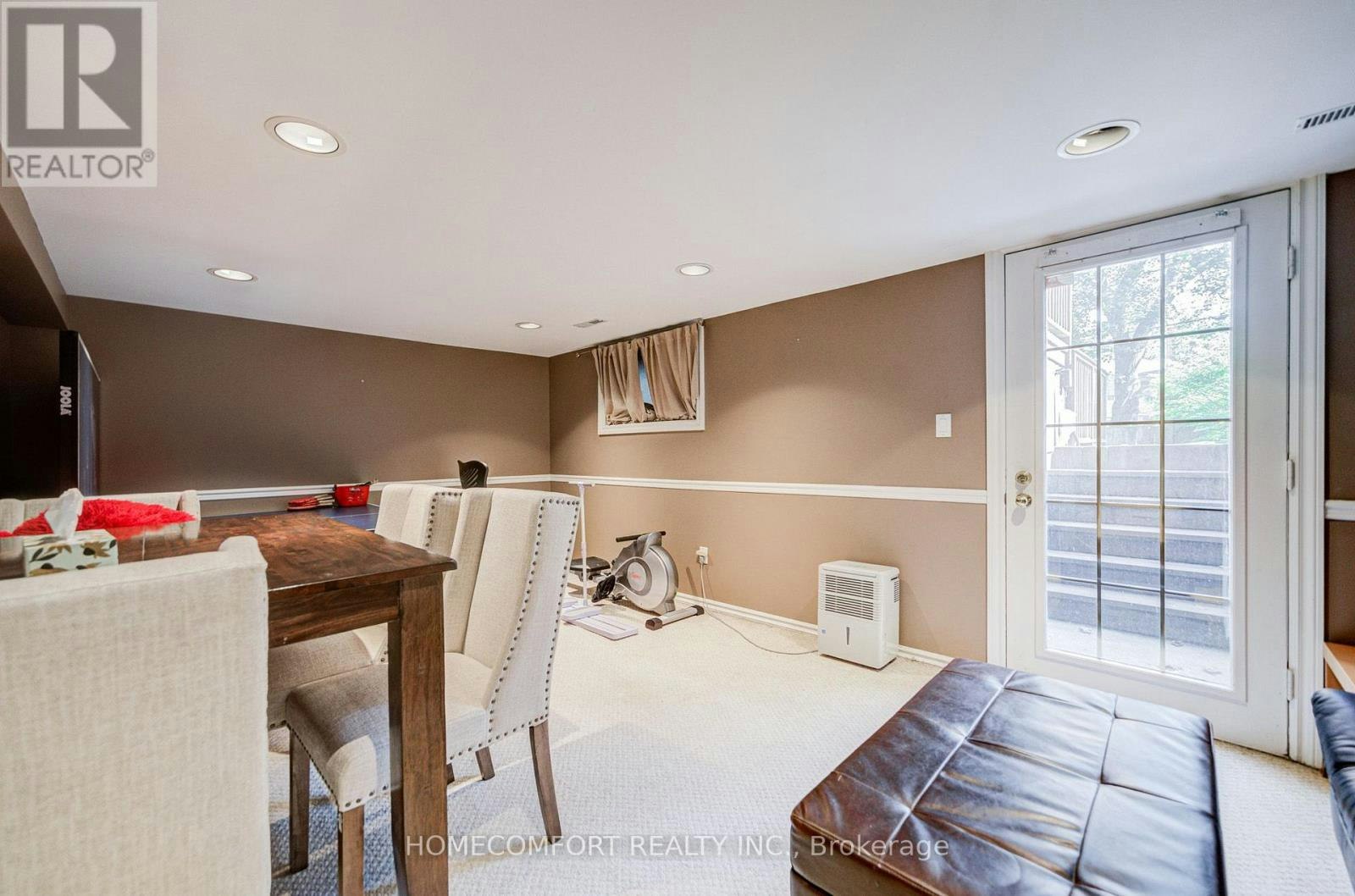 319 Rumsey Road, Toronto, ON, M4G 1R6 - 39