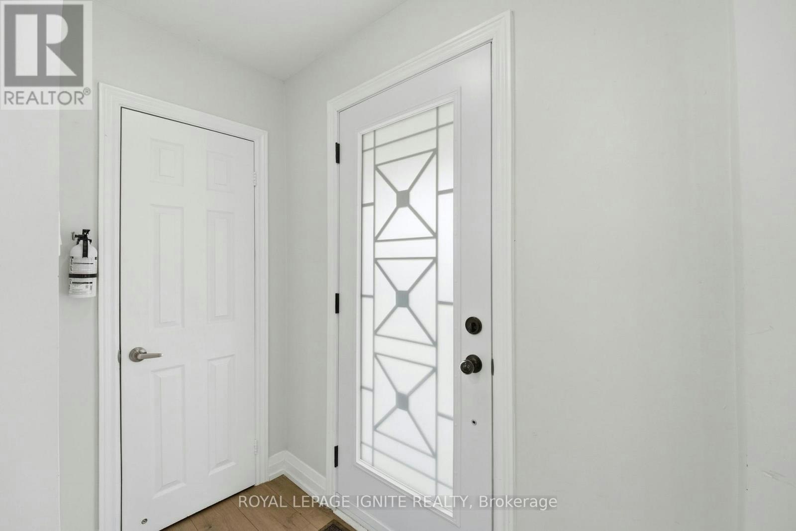 89 Darlingside Drive, Toronto, ON, M1E 3P2 - 5