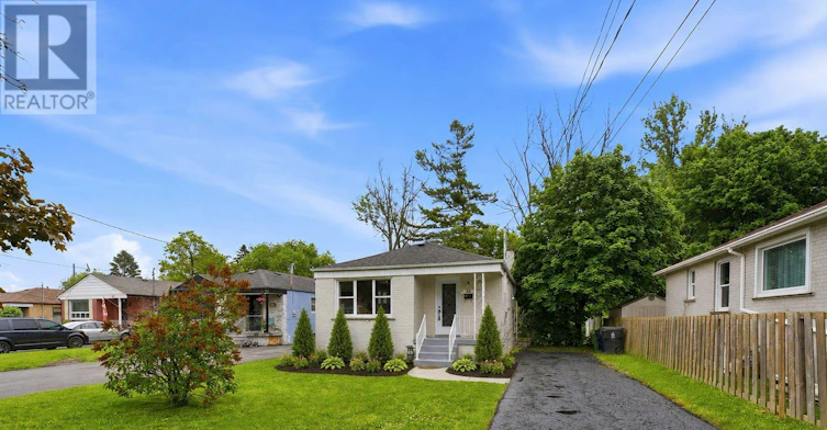 89 Darlingside Drive, Toronto, ON, M1E 3P2 - 3