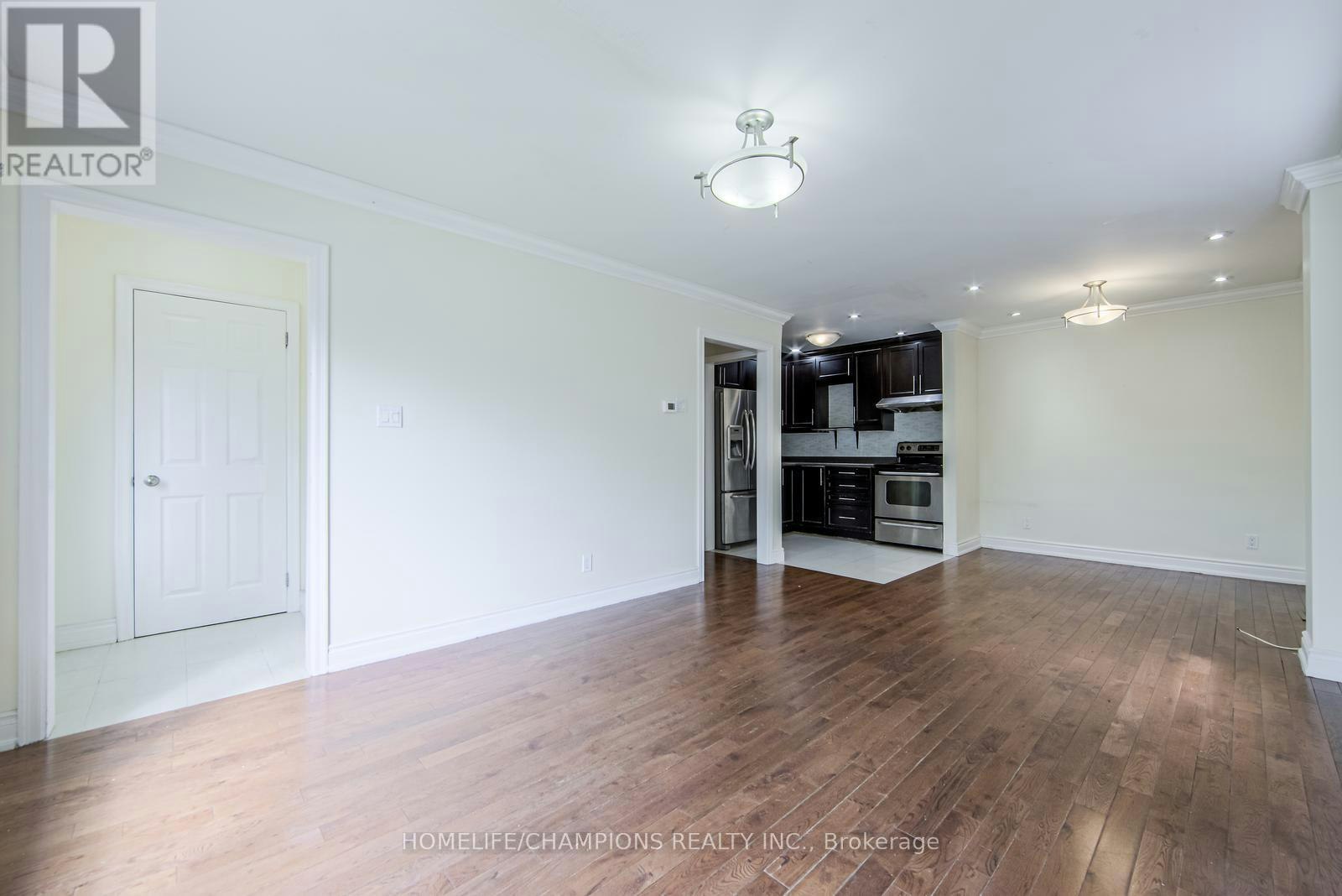 4300 Lawrence Avenue E, Toronto, ON, M1E 2S9 - 3