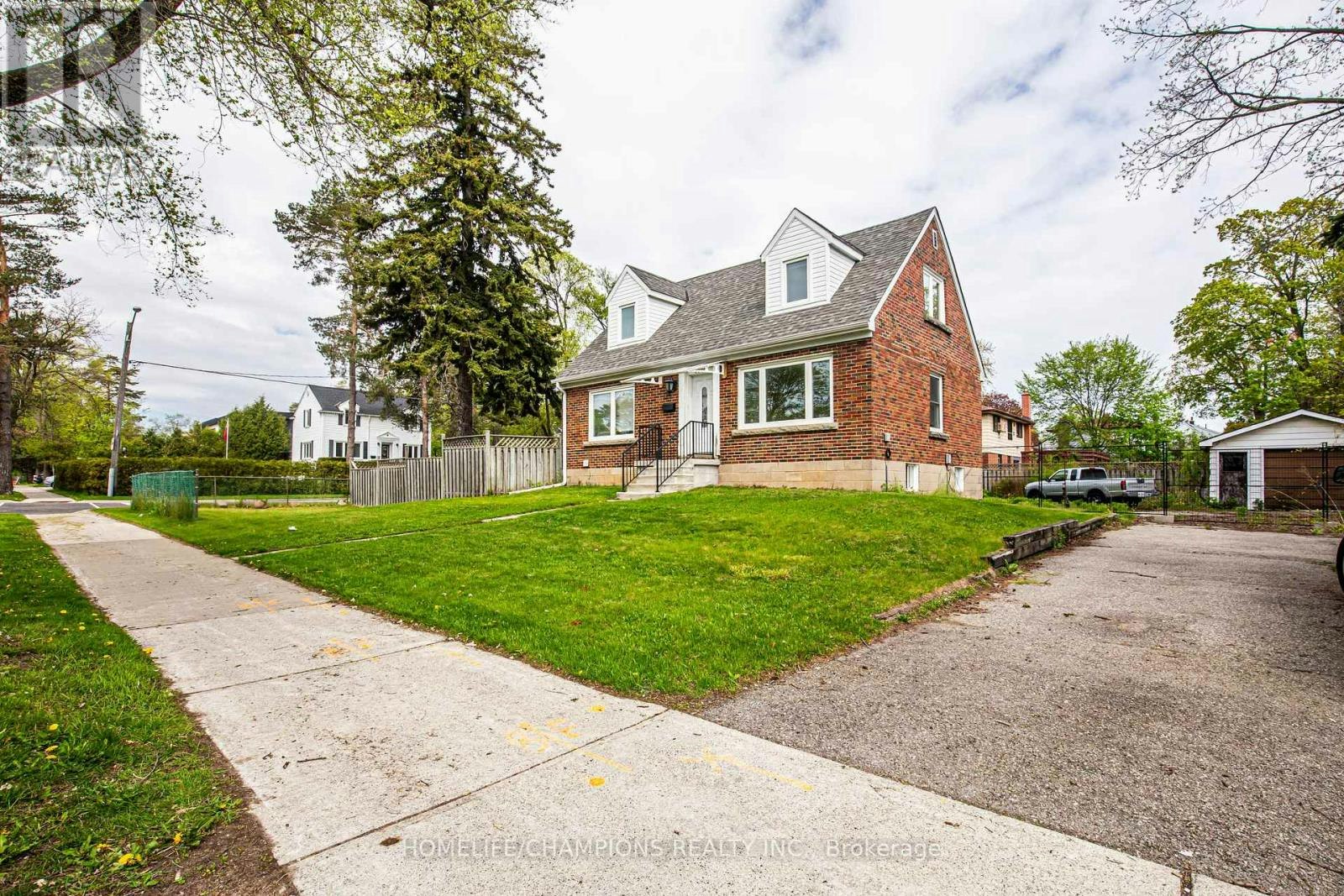 4300 Lawrence Avenue E, Toronto, ON, M1E 2S9
