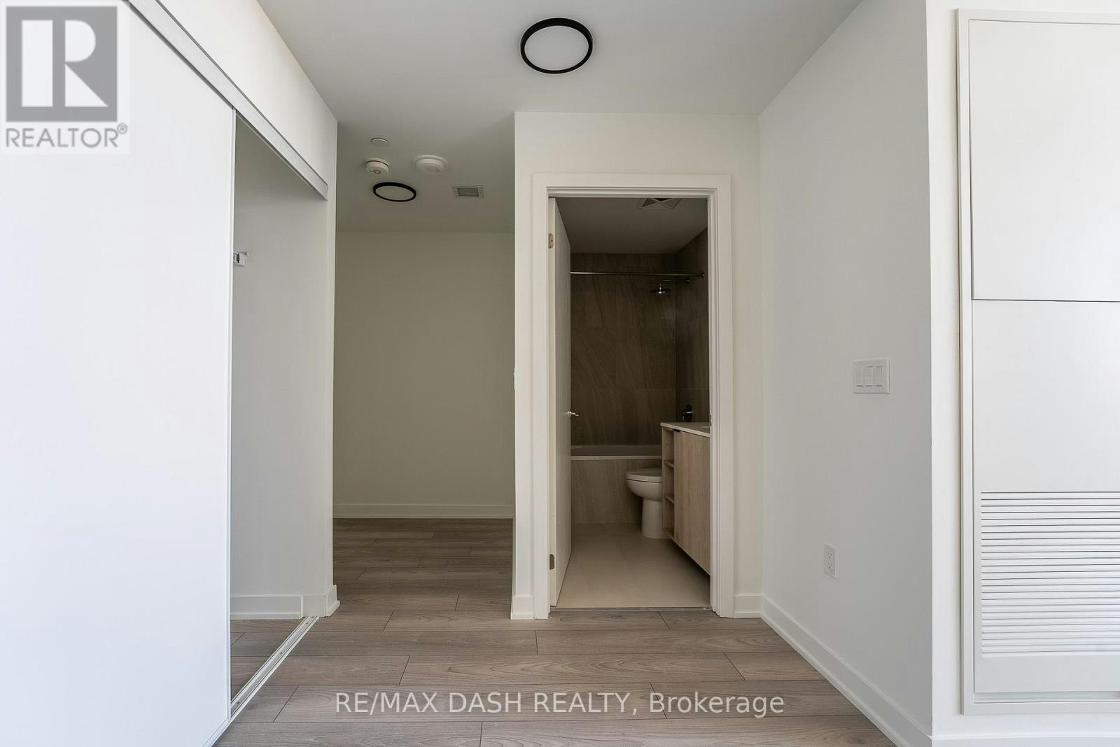 513-1007 The Queensway Avenue, Toronto, ON, M8Z 0H4 - 6